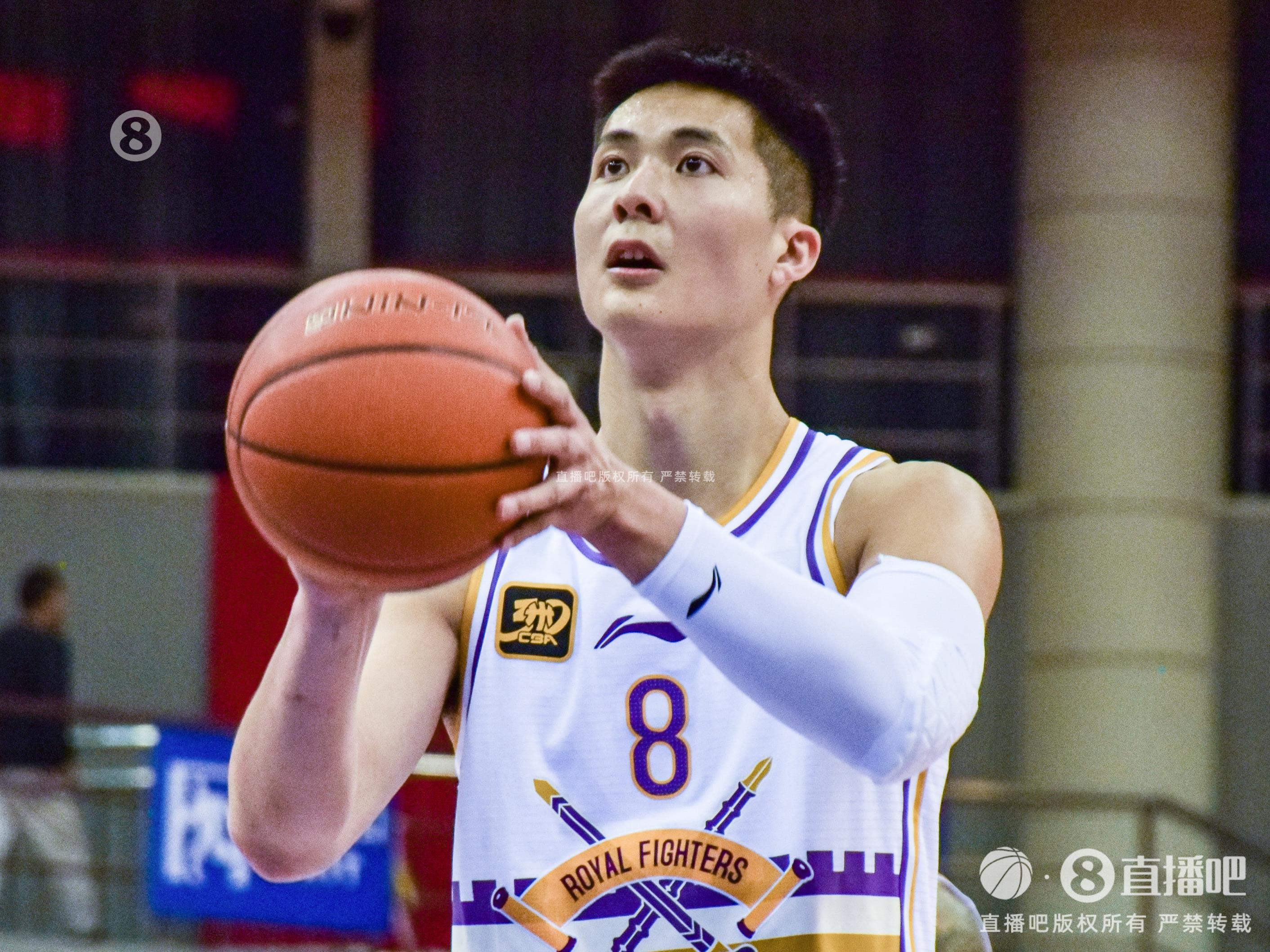 拼盡全力！朱松瑋11中9拿到22分4板6助 三分6中4